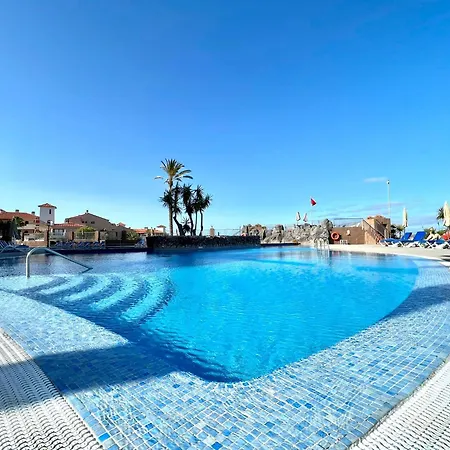 Junior Suite, Swiming Pool, Wifi, Ac, Well Connected *