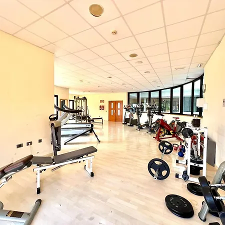 Junior Suite, Swiming Pool, Wifi, Ac, Well Connected *