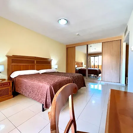 Junior Suite, Swiming Pool, Wifi, Ac, Well Connected *