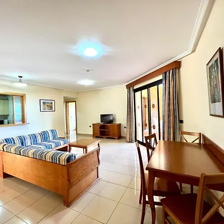 아파트 Junior Suite, Swiming Pool, Wifi, Ac, Well Connected *