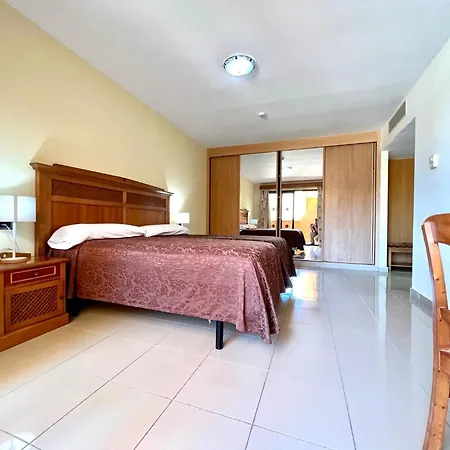 아파트 Junior Suite, Swiming Pool, Wifi, Ac, Well Connected *